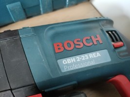 Bosch klopboormach. met opvang (3)